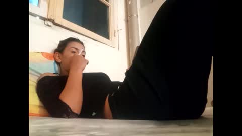 Snapshot of hot_fallingdevil chatting on October 26, 2025, 10:43 am Hot falling devil online show from October 26, 2025, 10:43 am