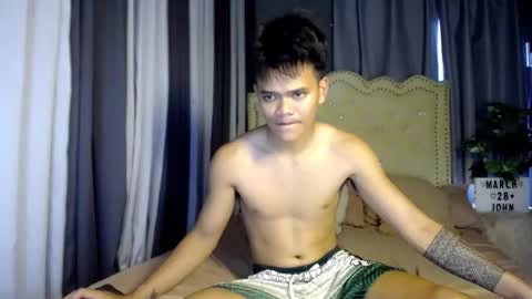 hot_fucker_ online show from March 28, 2026, 5:29 am