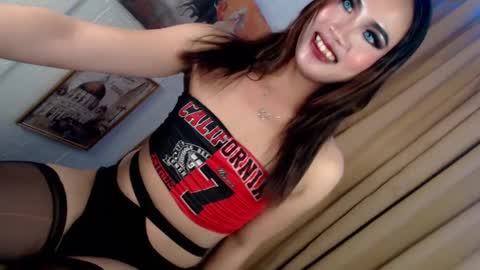 Snapshot of hot_fuckingmedusa69 chatting on December 3, 2024, 11:57 pm Naughty Allison online show from December 3, 2024, 11:57 pm