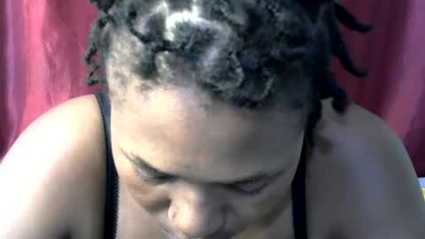 hot_kerush online show from December 2, 2025, 4:07 am