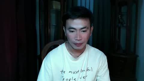 Snapshot of hot_khevin chatting on September 17, 2025, 10:39 am hot_khevin online show from September 17, 2025, 10:39 am