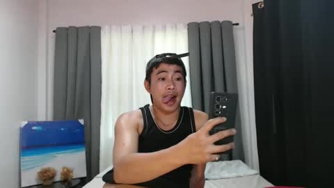 Snapshot of hot_khevin chatting on October 12, 2025, 1:26 am hot_khevin online show from October 12, 2025, 1:26 am