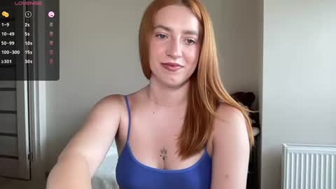 Snapshot of hot_lliinns chatting on June 14, 2026, 9:33 am Lina online show from June 14, 2026, 9:33 am
