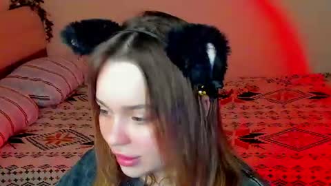 Snapshot of hot_moon_666 chatting on June 24, 2026, 6:29 pm Moon online show from June 24, 2026, 6:29 pm