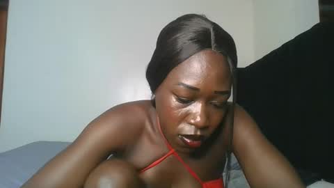 Hot petite online show from April 5, 2026, 1:52 pm