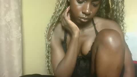 hot_pussy_ebony online show from November 1, 2025, 7:05 pm