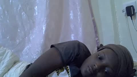 RAYLAH online show from February 22, 2026, 10:58 am