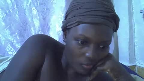 Snapshot of hot_raylah chatting on March 25, 2026, 5:30 pm RAYLAH online show from March 25, 2026, 5:30 pm