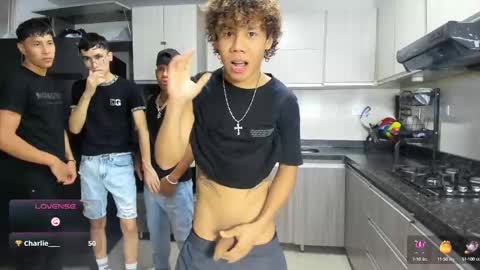 Snapshot of hot_sexmature chatting on October 7, 2025, 11:35 pm Vanesa Oliver and Andrew online show from October 7, 2025, 11:35 pm