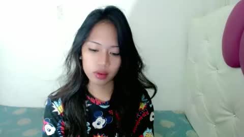 Snapshot of hot_sweet_xoxo chatting on September 18, 2025, 12:18 pm Khoie online show from September 18, 2025, 12:18 pm