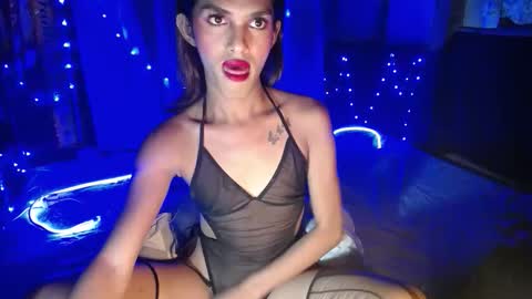 hot_tsmicah online show from April 14, 2026, 12:00 pm