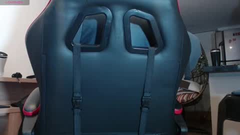 hot_twinks83 online show from October 14, 2025, 12:11 am