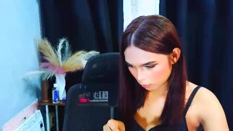 Snapshot of hot_xirene chatting on July 19, 2026, 7:23 am hot_xirene online show from July 19, 2026, 7:23 am