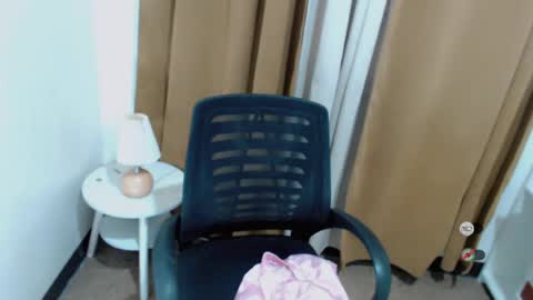 Yanna online show from July 14, 2026, 2:05 am