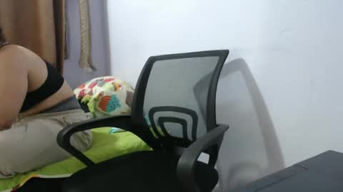 Hot and PowerHOPE U MISS ME online show from February 12, 2025, 3:18 am