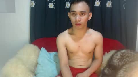 hotasianguyxxx online show from January 16, 2026, 5:55 am