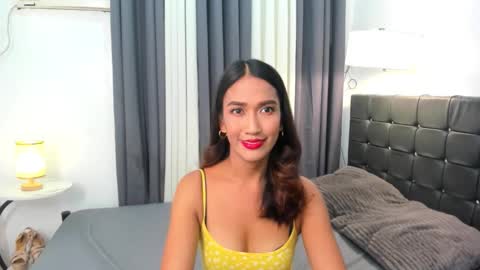 hotasianladysofia online show from November 6, 2025, 8:37 am