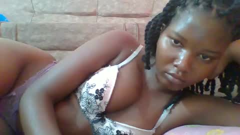 love online show from February 7, 2025, 11:01 am