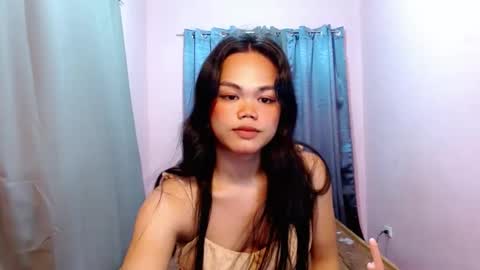 Snapshot of hotbabe_rica chatting on December 8, 2024, 6:43 am Ricaa online show from December 8, 2024, 6:43 am