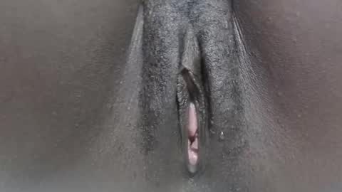 hotbabeboo online show from March 18, 2026, 9:34 am