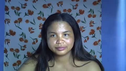 hotcelici online show from October 24, 2025, 6:26 pm