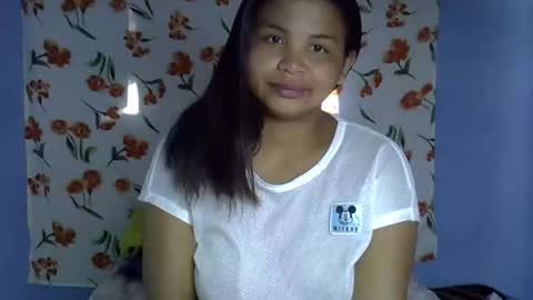 hotcelici online show from October 25, 2025, 6:32 am