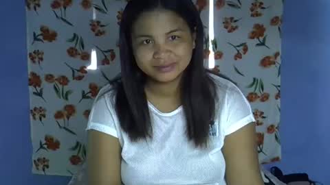 hotcelici online show from October 28, 2025, 6:06 am