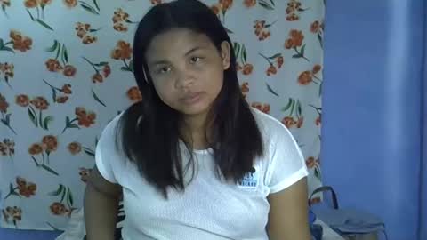 hotcelici online show from October 30, 2025, 6:41 pm