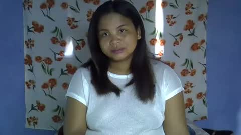 hotcelici online show from November 4, 2025, 7:18 am