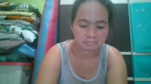 hotchicks4uxx online show from January 31, 2025, 3:41 am