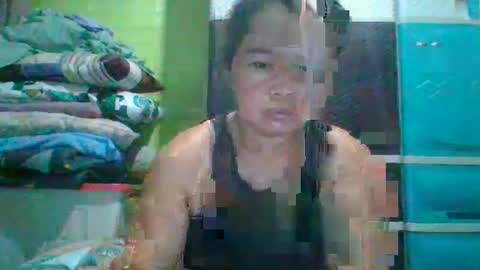 hotchicks4uxx online show from February 17, 2025, 9:30 pm