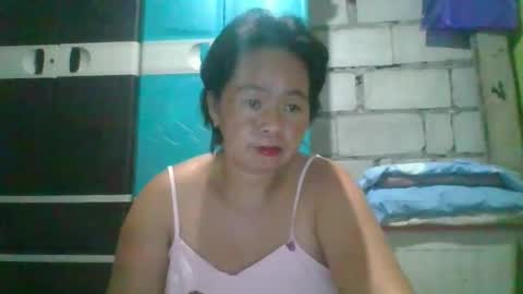 hotchicks4uxx online show from February 1, 2026, 1:20 pm