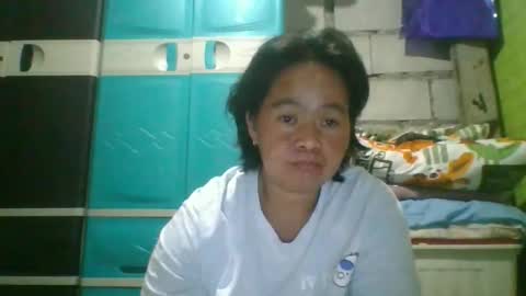 hotchicks4uxx online show from February 10, 2026, 1:15 pm