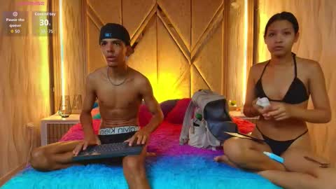 hotcouple_222 online show from October 11, 2025, 7:29 am