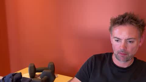 hotdaddy1982 online show from April 28, 2026, 5:51 pm