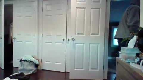 Snapshot of hotdog1124 chatting on February 5, 2026, 12:21 pm hotdog1124 online show from February 5, 2026, 12:21 pm