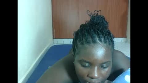 Snapshot of hotebbbyy chatting on March 9, 2026, 2:04 am EBBY online show from March 9, 2026, 2:04 am