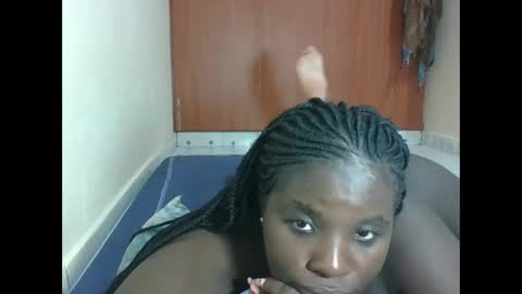 Snapshot of hotebbbyy chatting on April 2, 2026, 5:32 pm EBBY online show from April 2, 2026, 5:32 pm