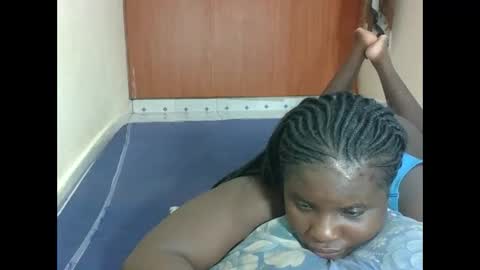 Snapshot of hotebbbyy chatting on April 8, 2026, 10:10 pm EBBY online show from April 8, 2026, 10:10 pm
