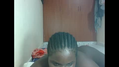 Snapshot of hotebbbyy chatting on May 5, 2026, 8:17 pm EBBY online show from May 5, 2026, 8:17 pm