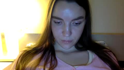 Snapshot of hoteffy chatting on March 8, 2025, 9:08 pm effy online show from March 8, 2025, 9:08 pm