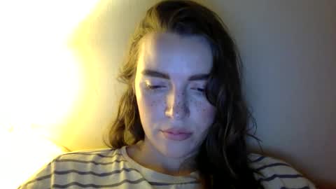 Snapshot of hoteffy chatting on October 4, 2025, 9:24 pm effy online show from October 4, 2025, 9:24 pm