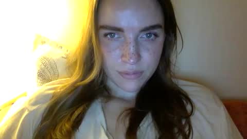 Snapshot of hoteffy chatting on October 12, 2025, 9:47 pm effy online show from October 12, 2025, 9:47 pm