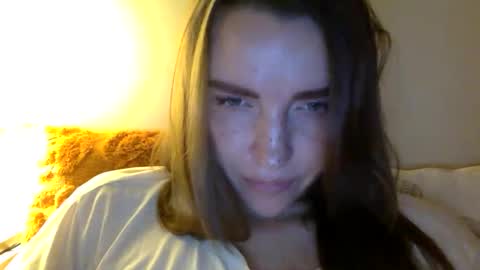 Snapshot of hoteffy chatting on October 26, 2025, 1:50 pm effy online show from October 26, 2025, 1:50 pm