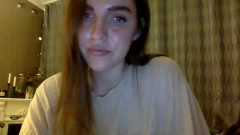 Snapshot of hoteffy chatting on November 2, 2025, 8:11 pm effy online show from November 2, 2025, 8:11 pm