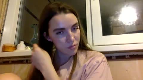 Snapshot of hoteffy chatting on November 8, 2025, 9:02 pm effy online show from November 8, 2025, 9:02 pm