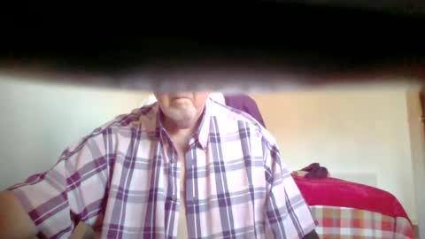Snapshot of hotejok chatting on March 9, 2025, 2:21 pm hotejok online show from March 9, 2025, 2:21 pm
