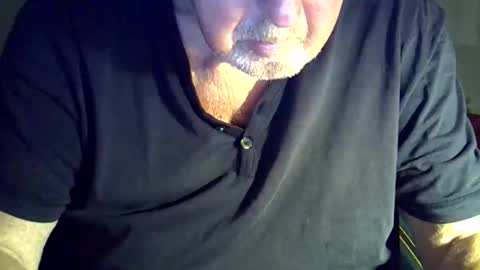 hotejok online show from October 22, 2025, 11:37 pm