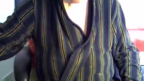 hotejok online show from April 1, 2026, 10:49 am