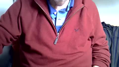 hotejok online show from April 15, 2026, 11:50 am